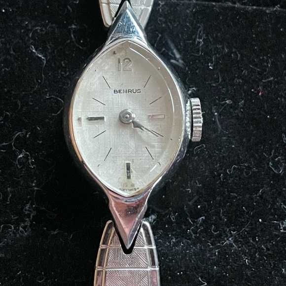 Benrus | Accessories | Benrus Vintage Petite Ladies Watch White 4k Gold ...